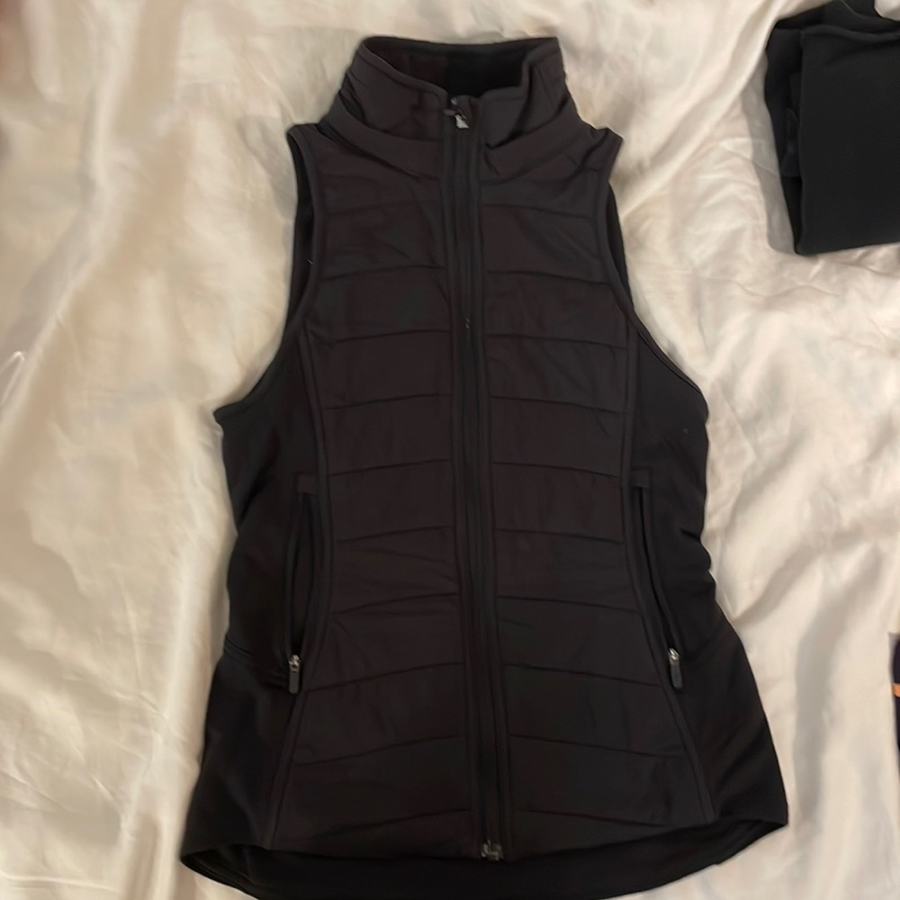 Lululemon On the Move Vest
